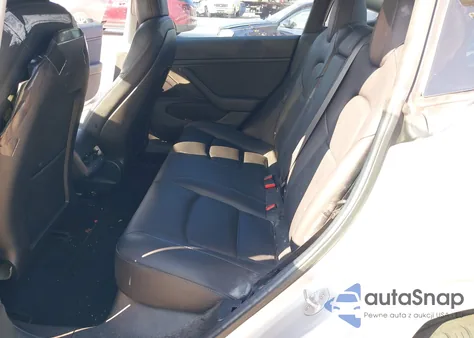 2018 Tesla Model 3 Long Range/Mid Range из США, поврежденный, VIN 5YJ3E1EA3JF032076